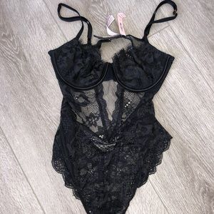 BLACK LACE BODY SUIT TEDDY